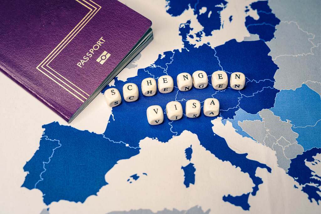 seguro viagem é obrigatório tratado schengen